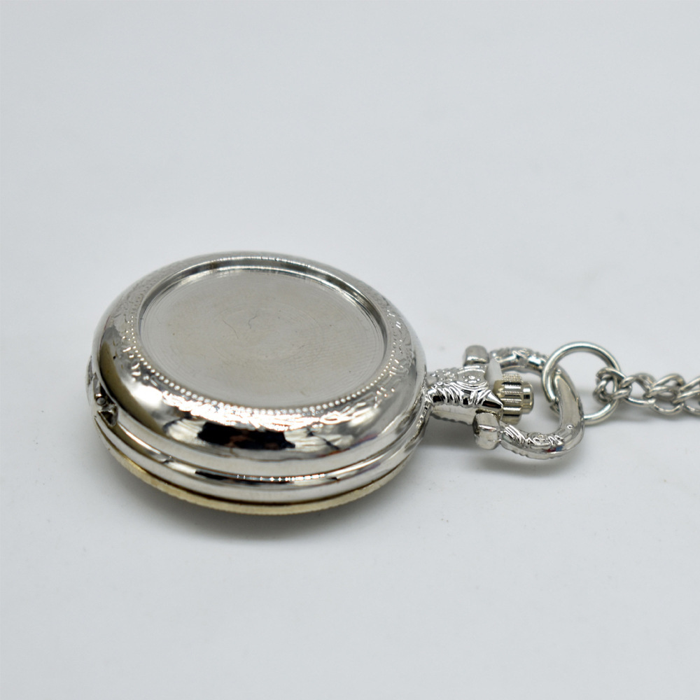 Maßgefertigte Vintage Metall-T – Vintage Fashion Necklace Bewertung und Preis
