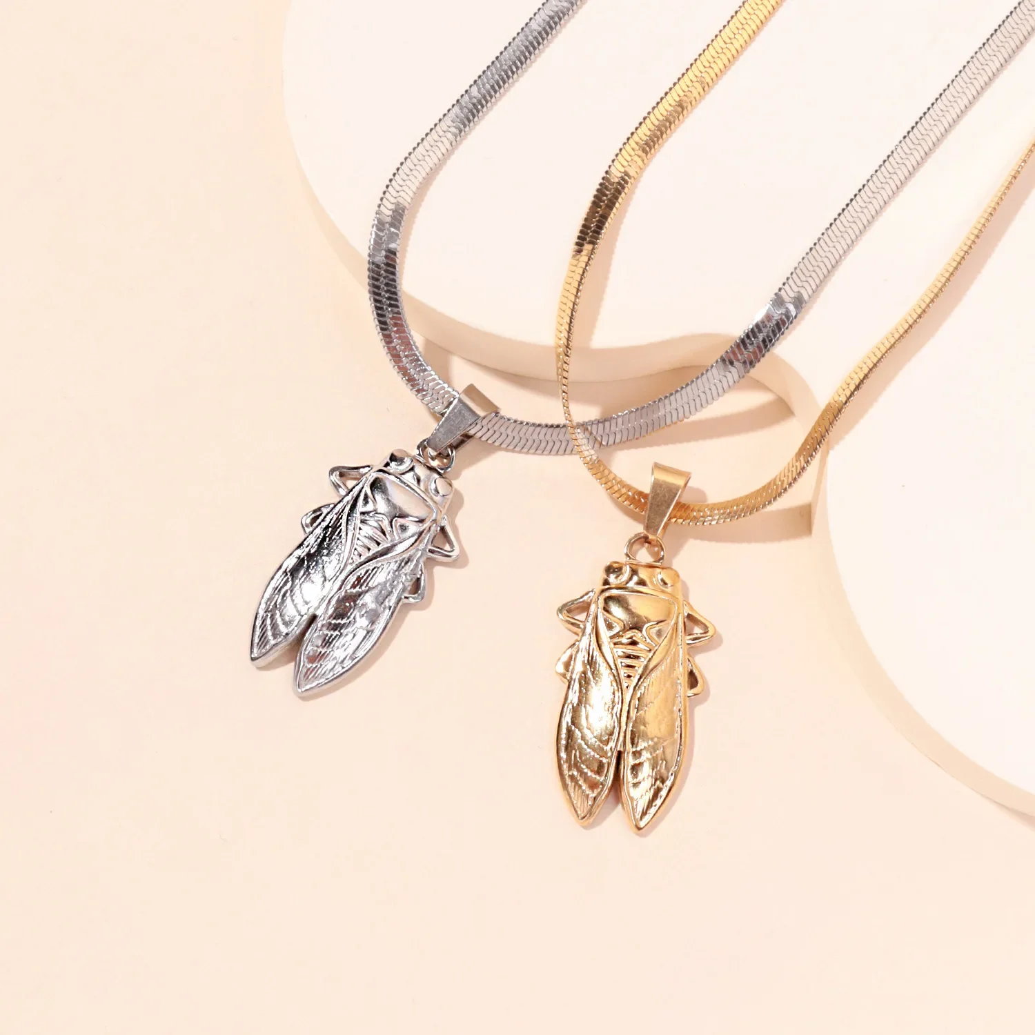 Edelstahl große Zikade antike  – Vintage Fashion Bug Bewertung und Preis